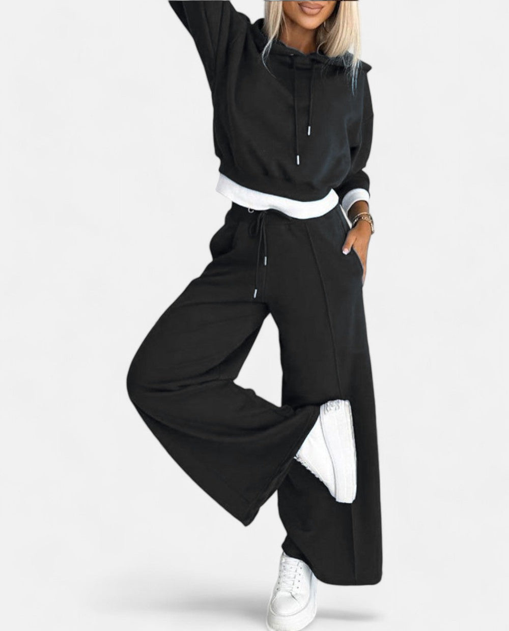 Karolina – Women's Cropped Hoodie Set with Wide-Leg Pants