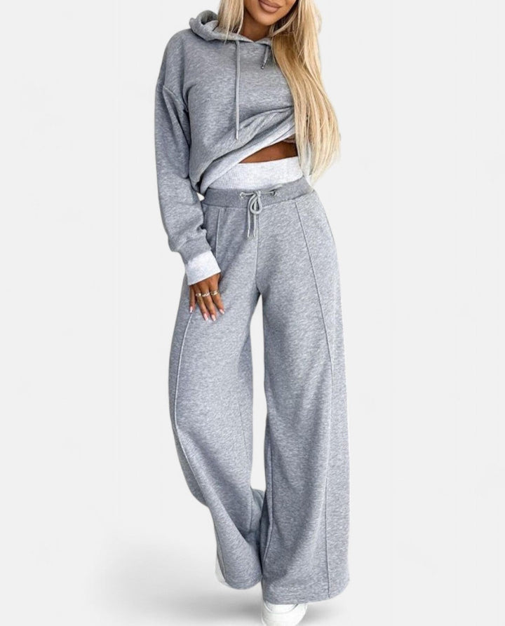 Karolina – Women's Cropped Hoodie Set with Wide-Leg Pants