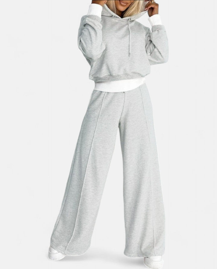 Karolina – Women's Cropped Hoodie Set with Wide-Leg Pants
