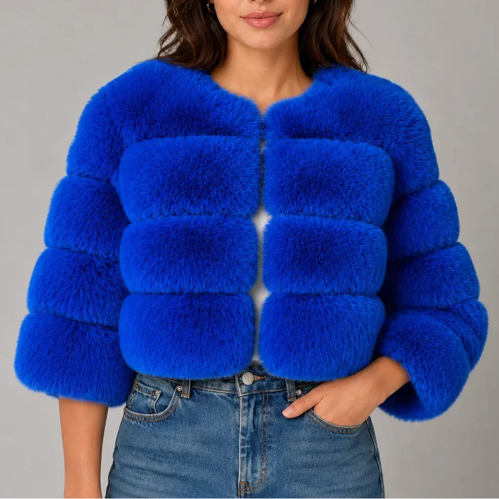 Lark – Women's Cropped Faux Fur-Look Jacket with Round Neck
