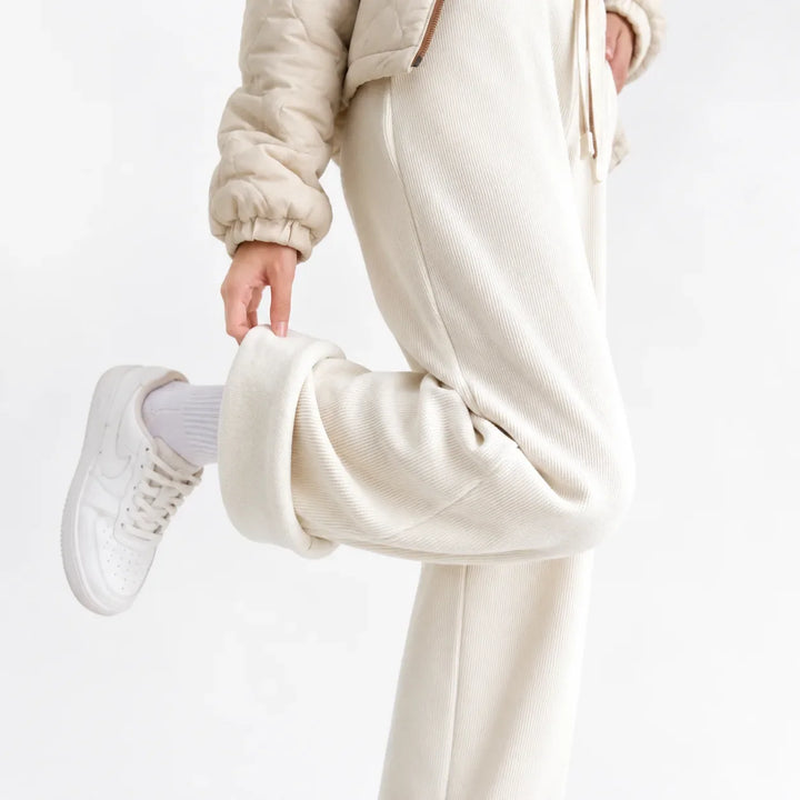 Margo – Women's Wide-Leg Sherpa-Lined Corduroy-Look Pants