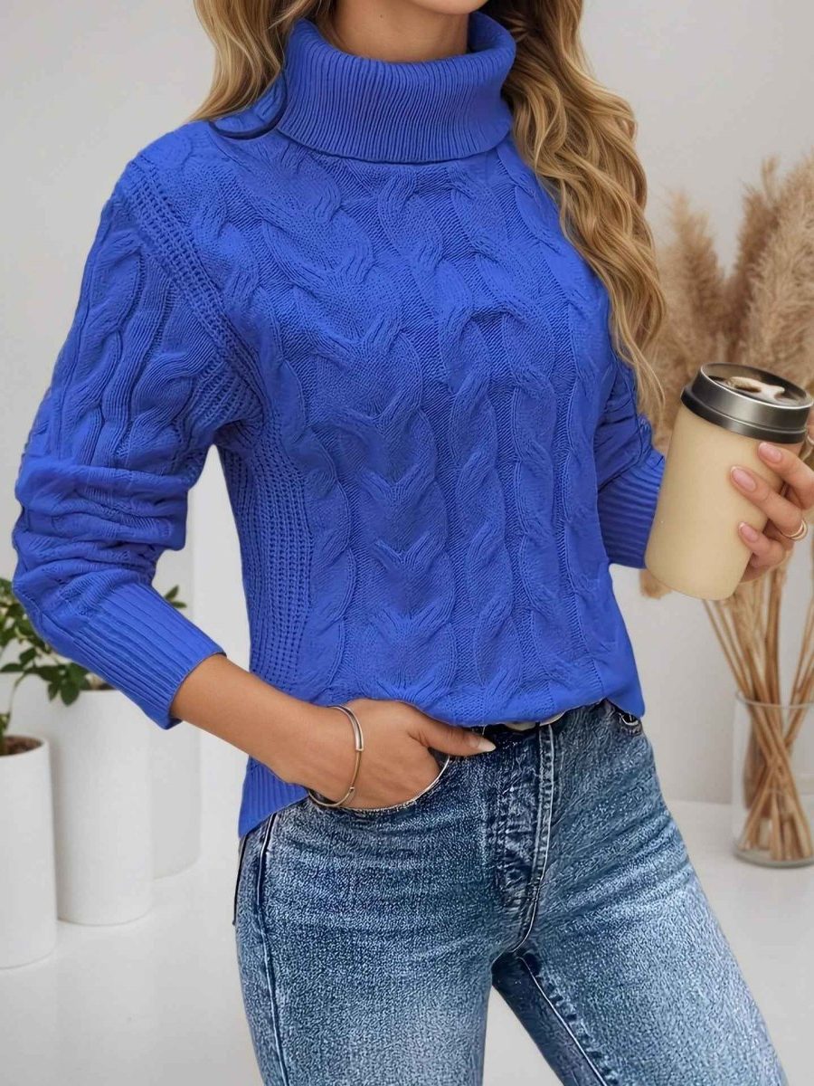 Mariela – Women's Chunky Cable-Stitch Turtleneck Sweater