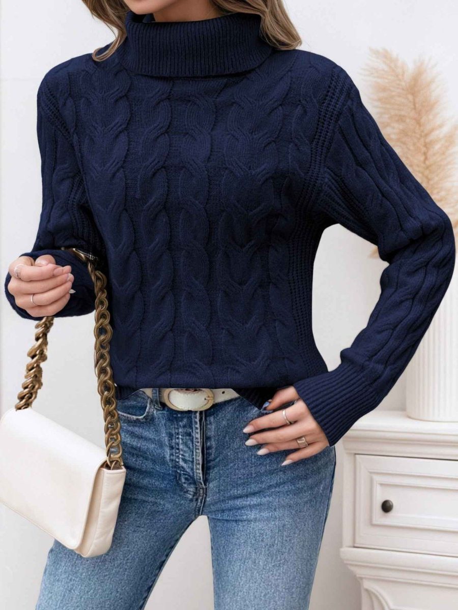 Mariela – Women's Chunky Cable-Stitch Turtleneck Sweater