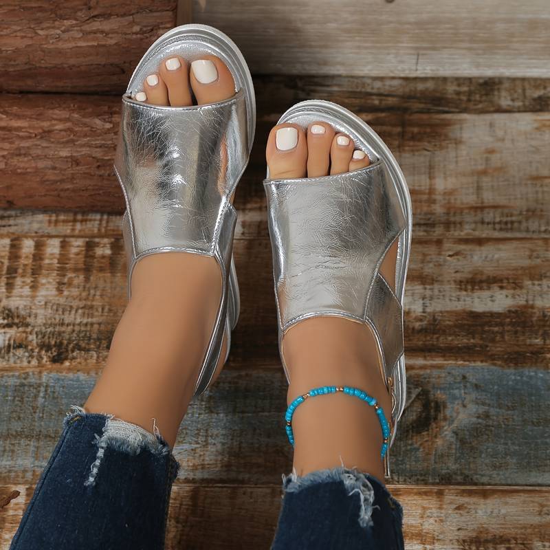 Riley – Strappy Wedge Sandals for Effortless Elegance
