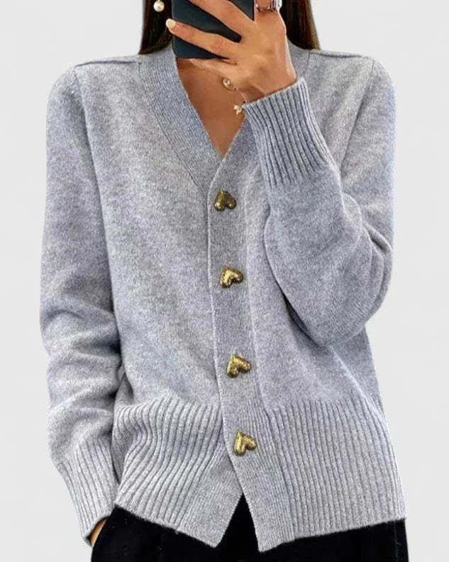 Jayne – V-Neck Cardigan with Heart-Shaped Buttons