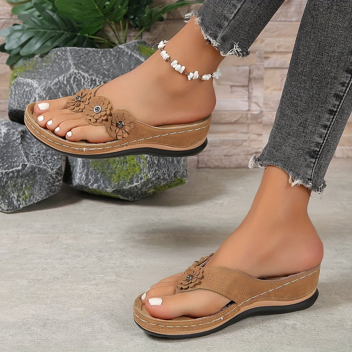 Image of Women's Floral Platform Thong Sandals